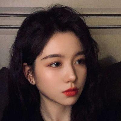 网红 高清照片女,探寻青春女生的时尚风采