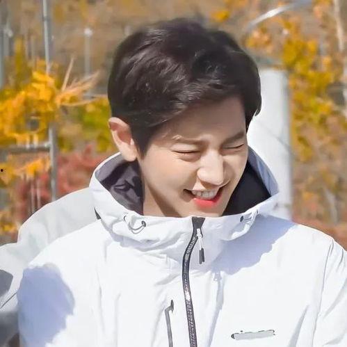 爱豆吃瓜表情,揭秘娱乐圈幕后真相