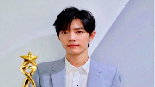 肖战最新爆料曝光照片,独家曝光照片，揭秘幕后故事